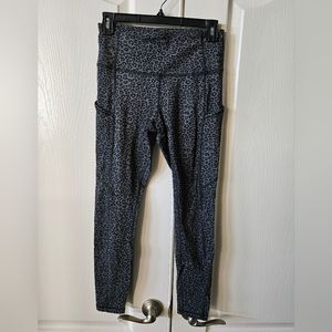 Crz Yoga naked feeling workout leggings, leopard print small